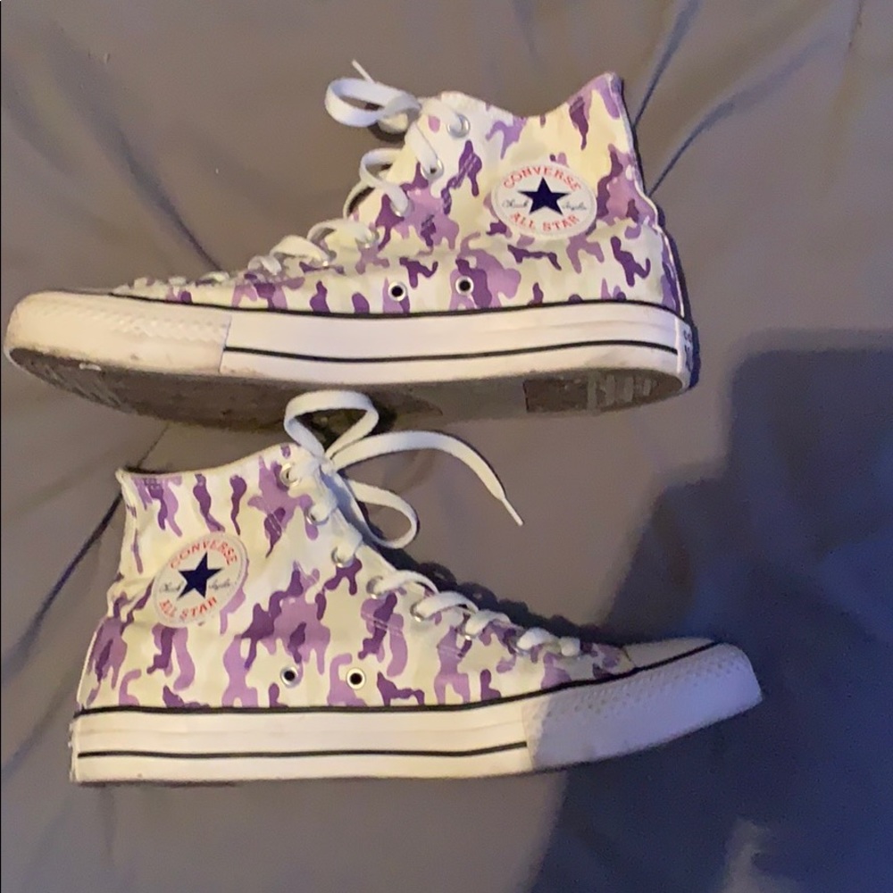 Purple and cream camo Converse